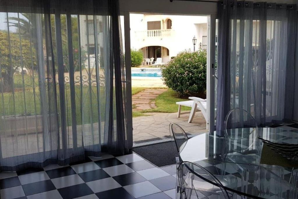 Вилла Playa Del Sol-Casa Playa Дения Экстерьер фото